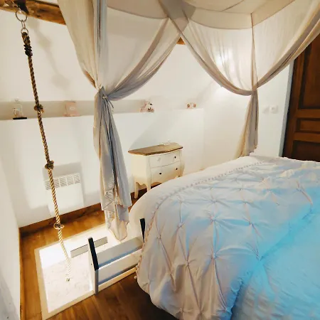 Πανσιόν Au Cheval Blanc 3*