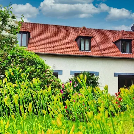 Πανσιόν Au Cheval Blanc 3*