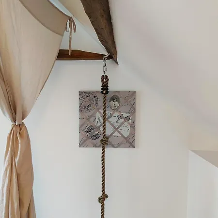 Au Cheval Blanc 3* Gommegnies